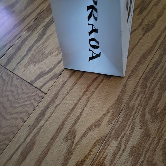 Prada packing paper bag SMALL/MADIUM - Picture 2 of 3
